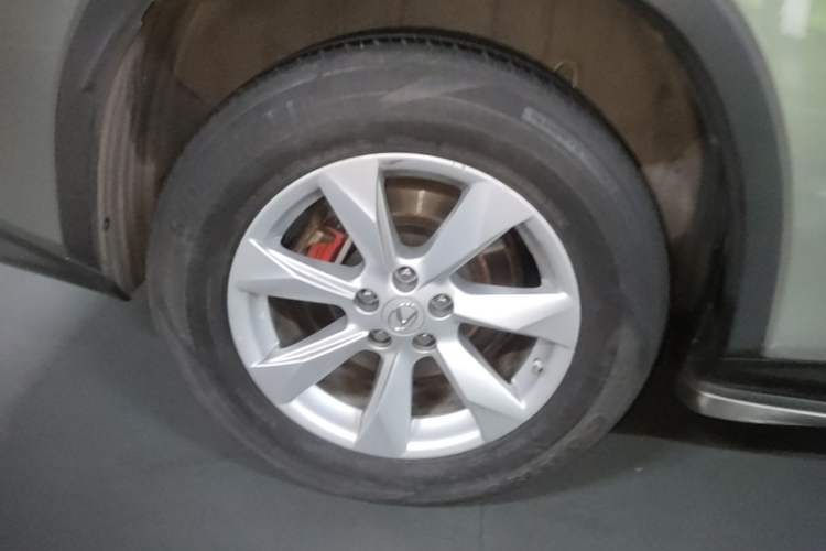 Used Lexus RX 2016 300 Two-Wheel Drive Elite Version China V Standard Right Rear Wheel Hub