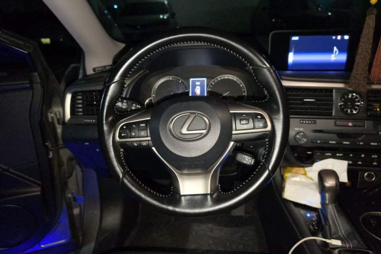Used Lexus RX 2016 300 4x4 Elegant Edition China V-standard Steering Wheel