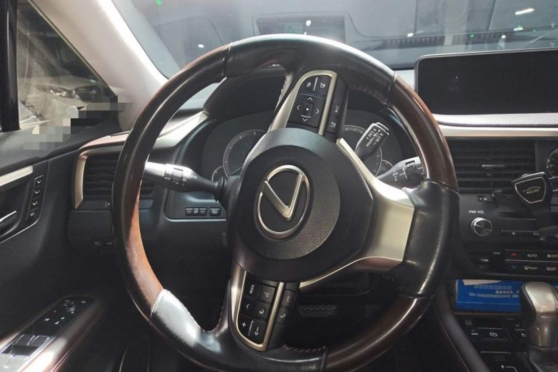 Used Lexus RX 2016 300 4x4 Luxury Edition China V Standard Steering Wheel