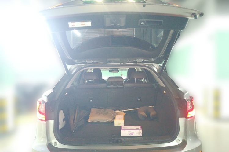 Used Lexus RX 2016 450h Four-Wheel Drive Elegant Edition Trunk