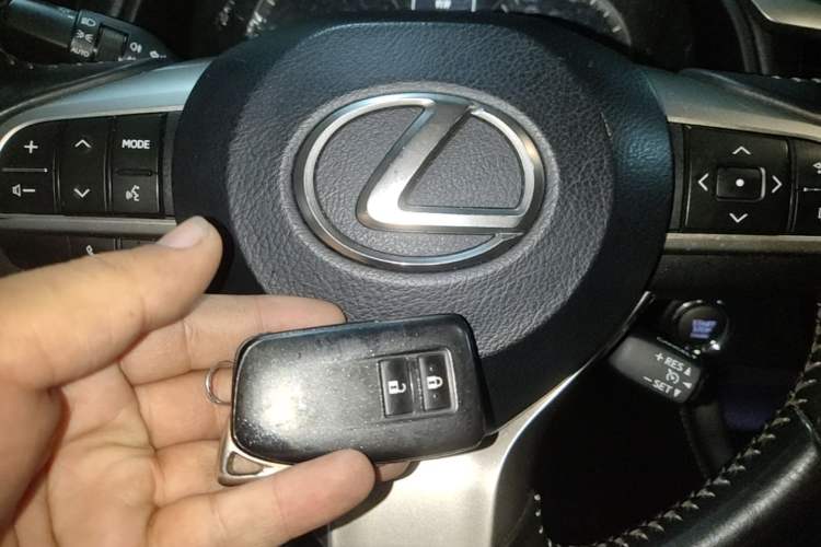 Used Lexus RX 2016 300 Two-Wheel Drive Elite Version China V Standard Vehicle Key