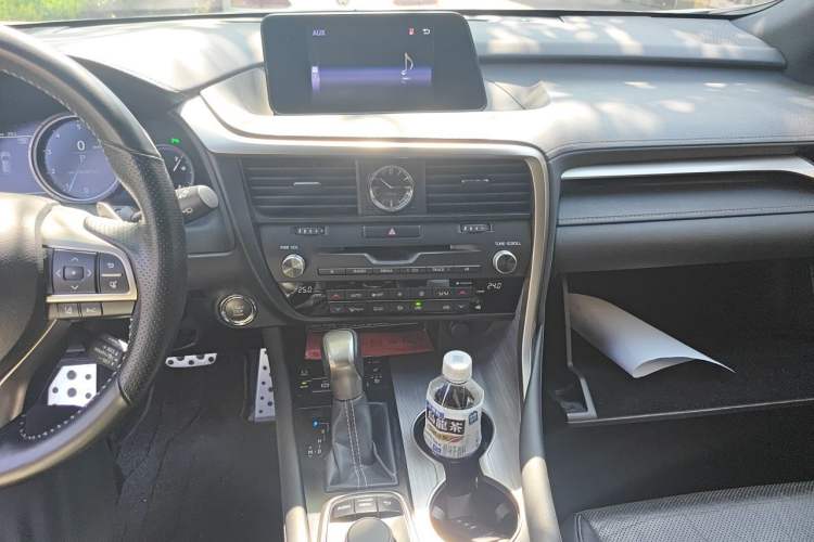 Used Lexus RX 2016 300 4x4 F SPORT Version China V Standard Audio And AC Panel
