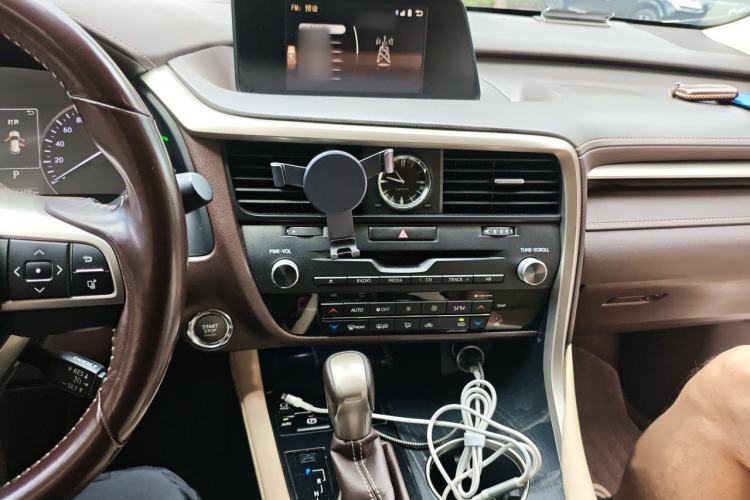 Used Lexus RX 2016 300 Two-Wheel Drive Elite Version China V Standard Audio And AC Panel