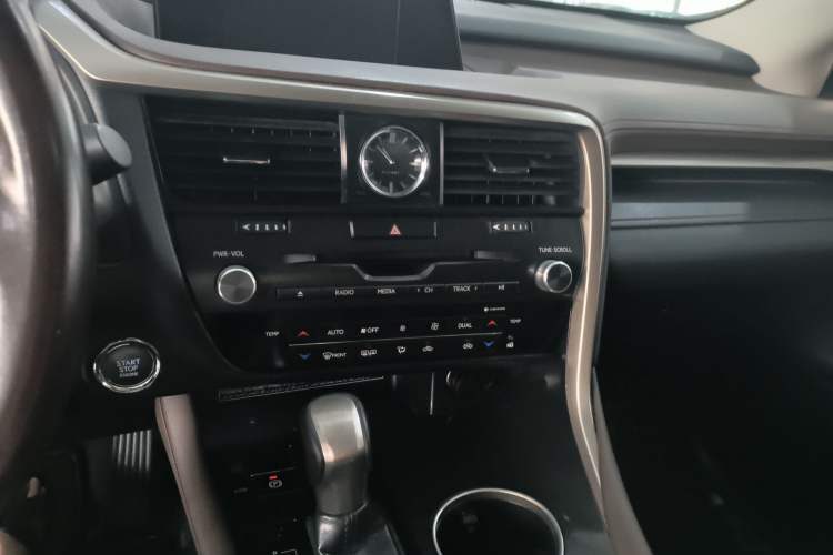 Used Lexus RX 2016 300 4x4 Elegant Edition China V-standard Audio And AC Panel