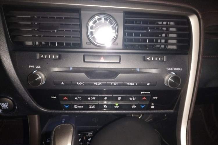 Used Lexus RX 2016 300 4x4 Elegant Edition China V-standard Audio And AC Panel