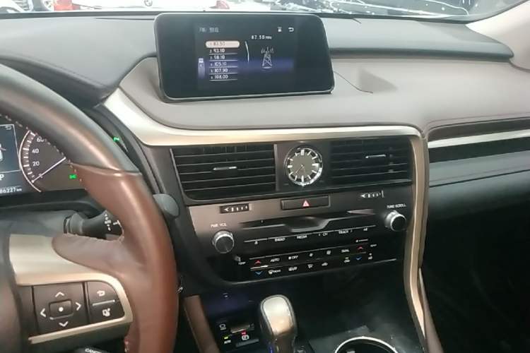 Used Lexus RX 2016 300 4x4 Elegant Edition China VI Audio And AC Panel
