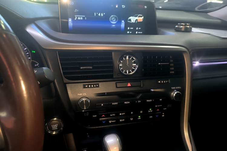 Used Lexus RX 2016 300 Two-Wheel Drive Comfort Edition China V Standard Audio And AC Panel