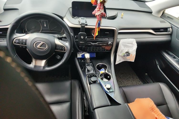 Used Lexus RX 2016 300 Two-Wheel Drive Elite Version China V Standard Center Console