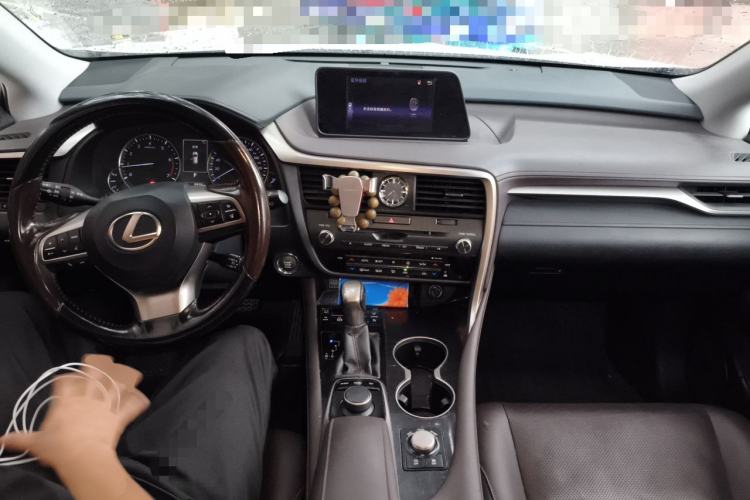 Used Lexus RX  Center Console