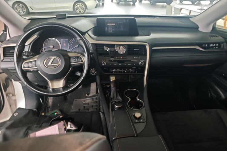 Used Lexus RX 2016 300 Two-Wheel Drive Elite Version China V Standard Center Console