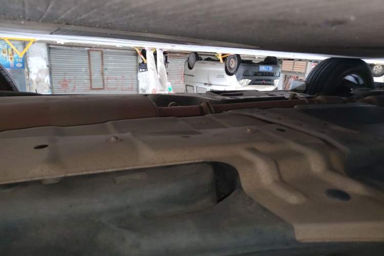 Used Lexus RX 2016 300 Two-Wheel Drive Elite Edition China VI Standard Chassis Rear Right