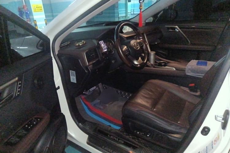 Used Lexus RX 2016 300 4x4 Elegant Edition China V-standard Driver Seat