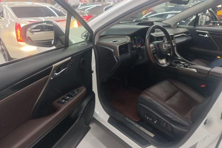 Used Lexus RX 2016 300 4x4 Elegant Edition China V-standard Driver Seat