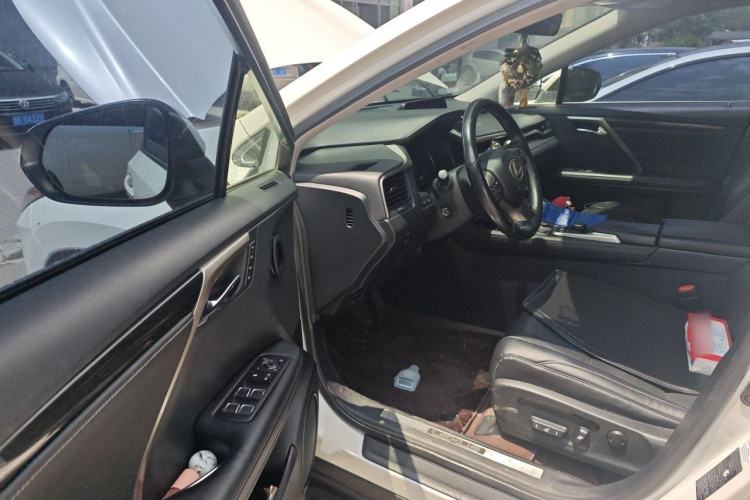 Used Lexus RX 2016 300 4x4 Elegant Edition China V-standard Driver Seat