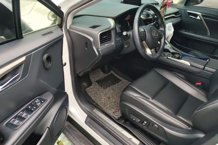 Used Lexus RX 2016 300 Two-Wheel Drive Elite Version China V Standard Driver Seat