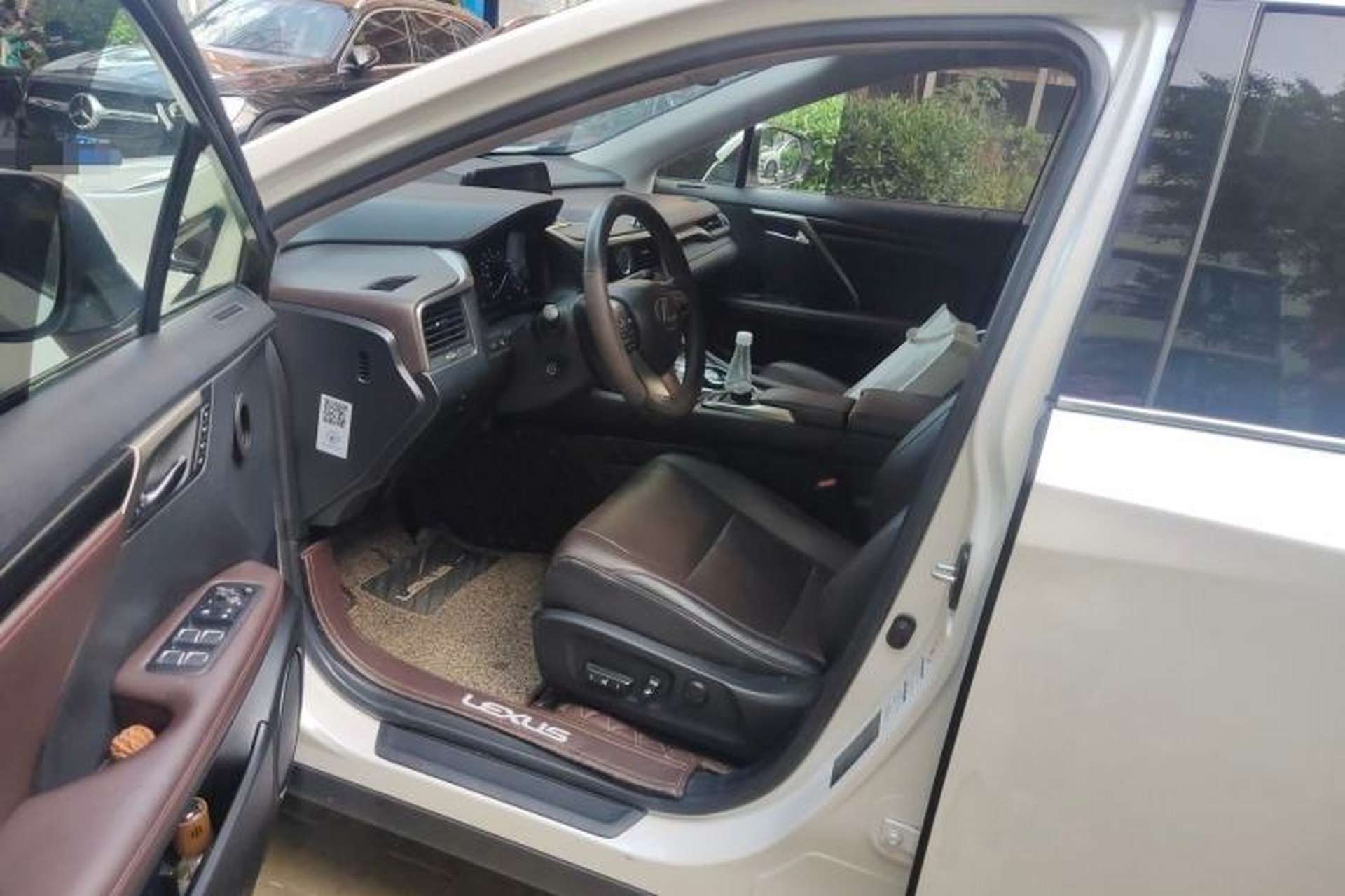 Used Lexus RX 2016 300 4x4 Elegant Edition China V-standard Driver Seat