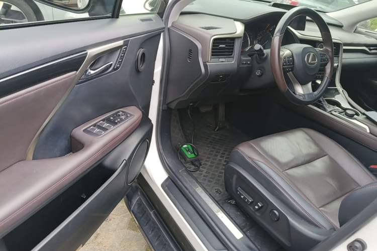 Used Lexus RX 2016 300 4x4 Elegant Edition China V-standard Driver Seat