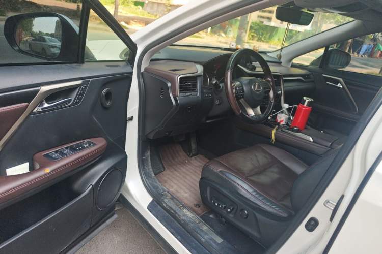 Used Lexus RX 2016 300 4x4 Elegant Edition China V-standard Driver Seat