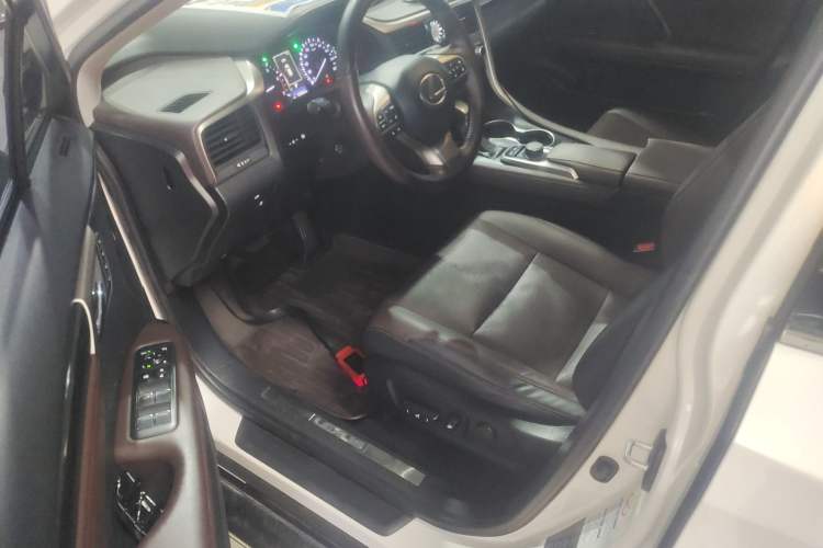 Used Lexus RX 2016 300 4x4 Elegant Edition China V-standard Driver Seat