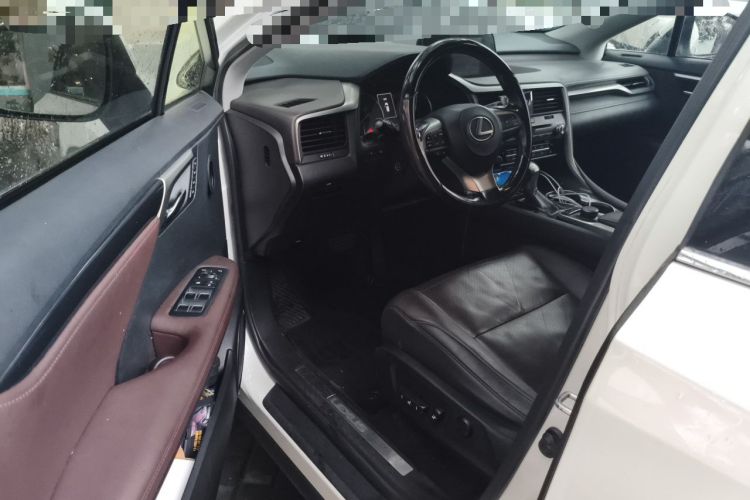 Used Lexus RX  Driver Seat