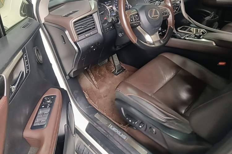 Used Lexus RX 2016 300 4x4 Elegant Edition China V-standard Driver Seat