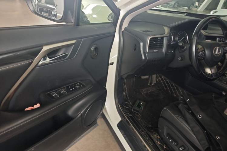 Used Lexus RX 2016 300 Two-Wheel Drive Elite Version China V Standard Driver Seat