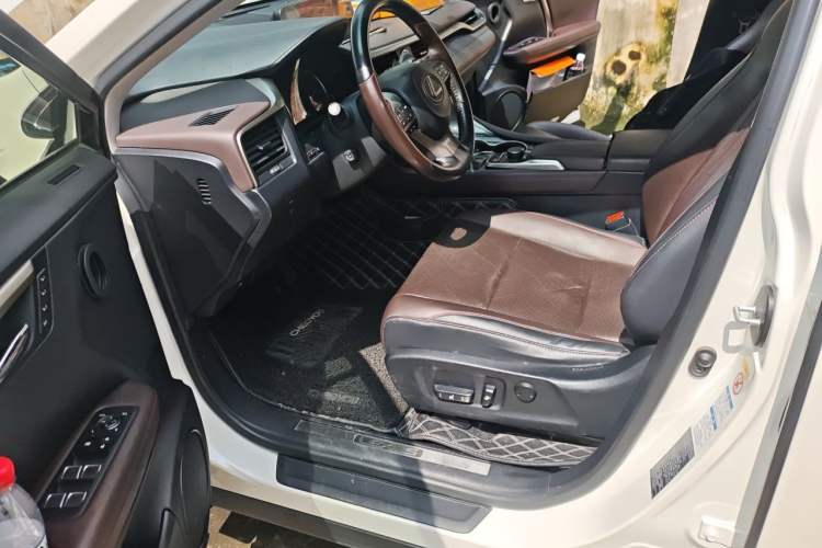 Used Lexus RX 2016 300 4x4 Elegant Edition China V-standard Driver Seat