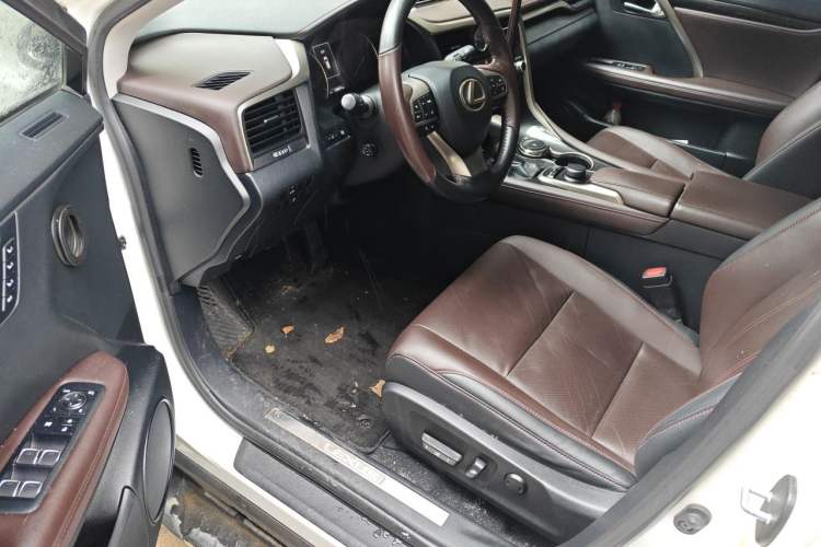 Used Lexus RX 2016 300 4x4 Elegant Edition China V-standard Driver Seat