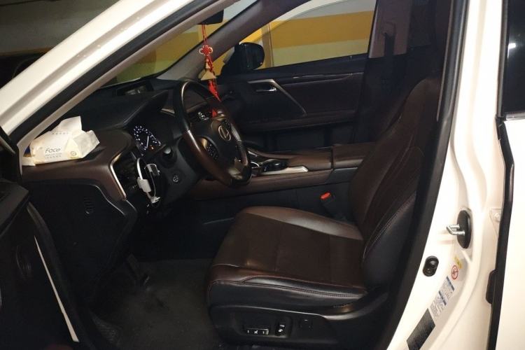 Used Lexus RX 2016 300 4x4 Elegant Edition China VI Driver Seat