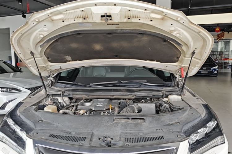 Used Lexus RX 2016 300 4x4 Elegant Edition China VI Engine Bay