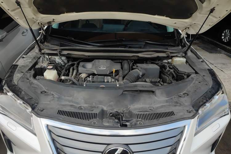 Used Lexus RX 2016 300 4x4 Elegant Edition China VI Engine Bay