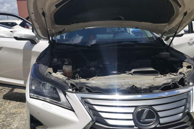 Used Lexus RX 2016 300 Two-Wheel Drive Elite Edition China VI Standard Engine Bay Right