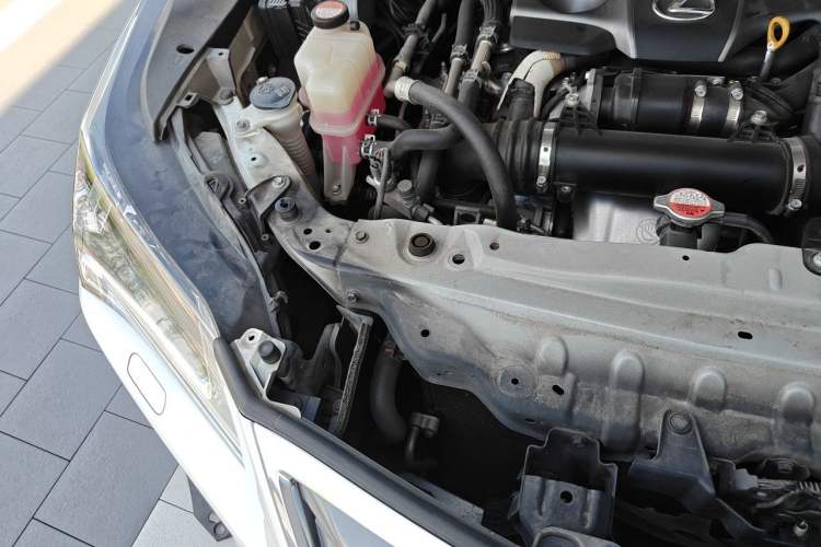 Used Lexus RX 2016 300 Two-Wheel Drive Elite Version China V Standard Engine Bay Right