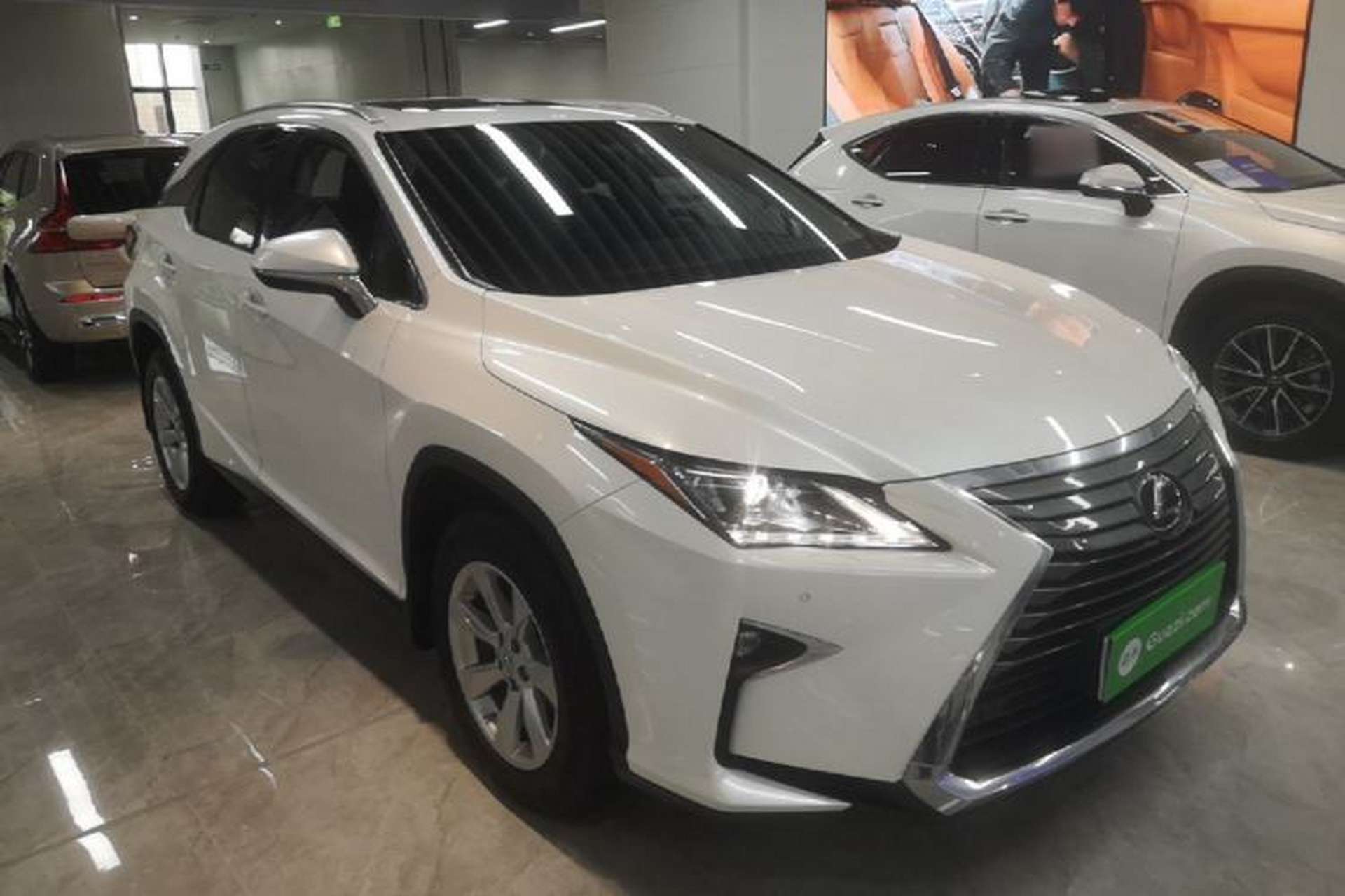 Used Lexus RX 2016 300 Two-Wheel Drive Comfort Edition China V Standard Exterior 1