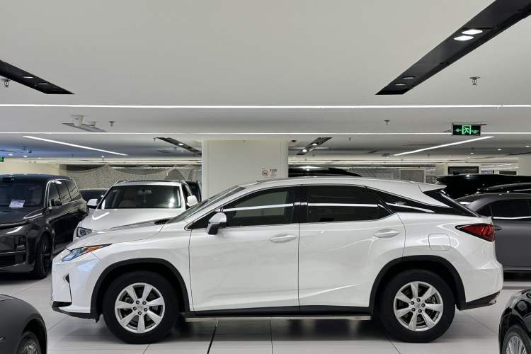 Used Lexus RX 2016 300 Two-Wheel Drive Comfort Edition China V Standard Exterior 2