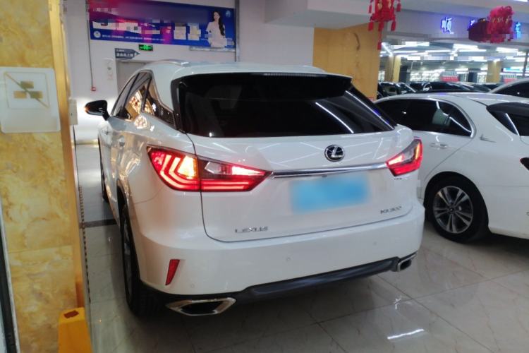Used Lexus RX 2016 300 Two-Wheel Drive Elite Version China V Standard Exterior 2