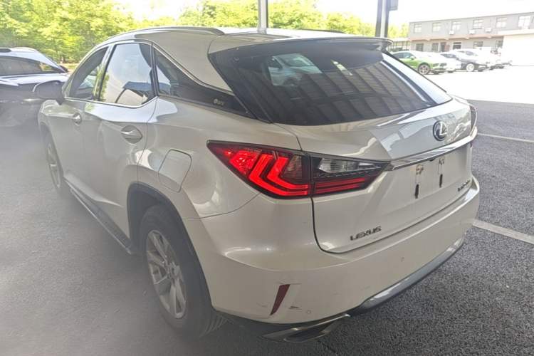 Used Lexus RX 2016 300 Two-Wheel Drive Comfort Edition China V Standard Exterior 2
