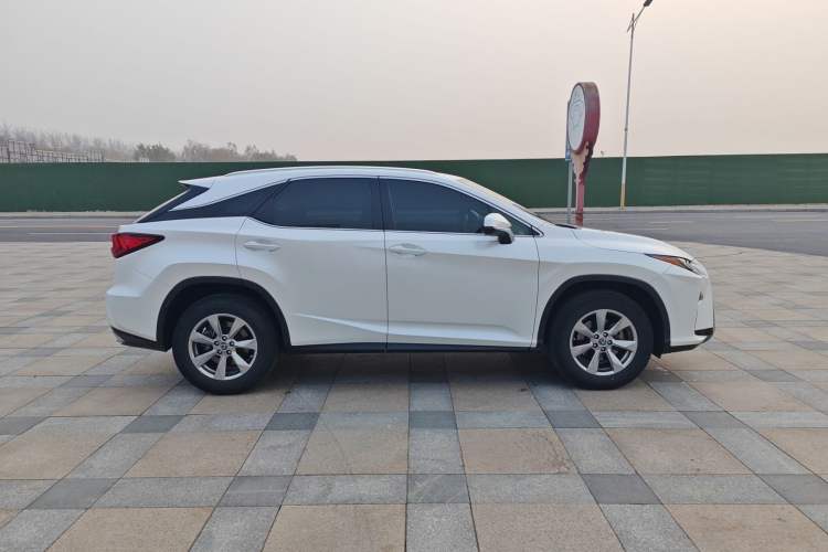 Used Lexus RX 2016 300 Two-Wheel Drive Elite Version China V Standard Exterior 3