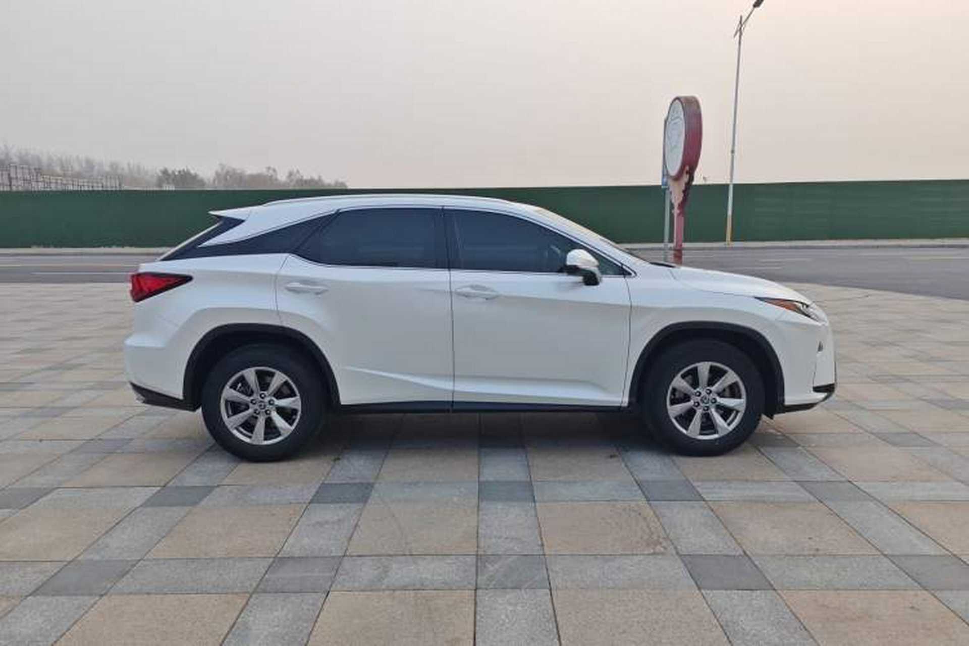 Used Lexus RX 2016 300 Two-Wheel Drive Elite Version China V Standard Exterior 3