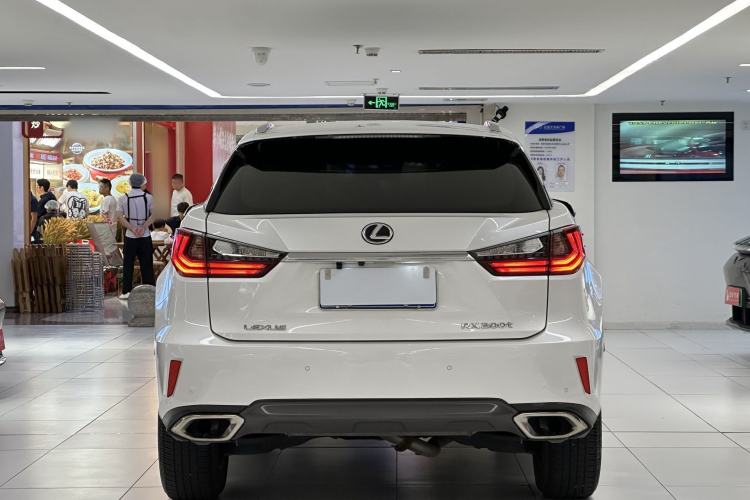 Used Lexus RX 2016 300 Two-Wheel Drive Comfort Edition China V Standard Exterior 3