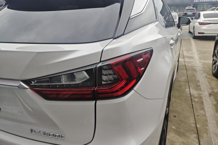 Used Lexus RX 2016 300 4x4 Elegant Edition China V-standard Exterior 3