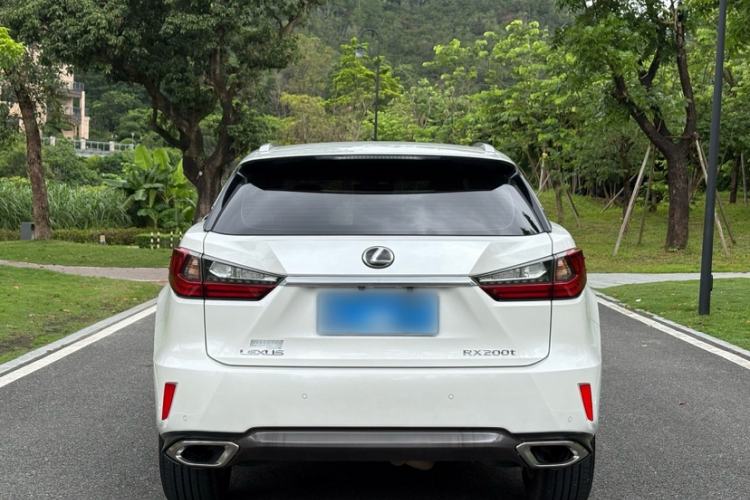 Used Lexus RX 2016 300 Two-Wheel Drive Comfort Edition China V Standard Exterior 3