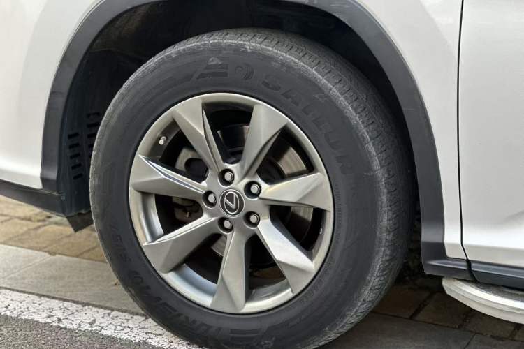 Used Lexus RX 2016 300 Two-Wheel Drive Elite Version China V Standard Exterior 5