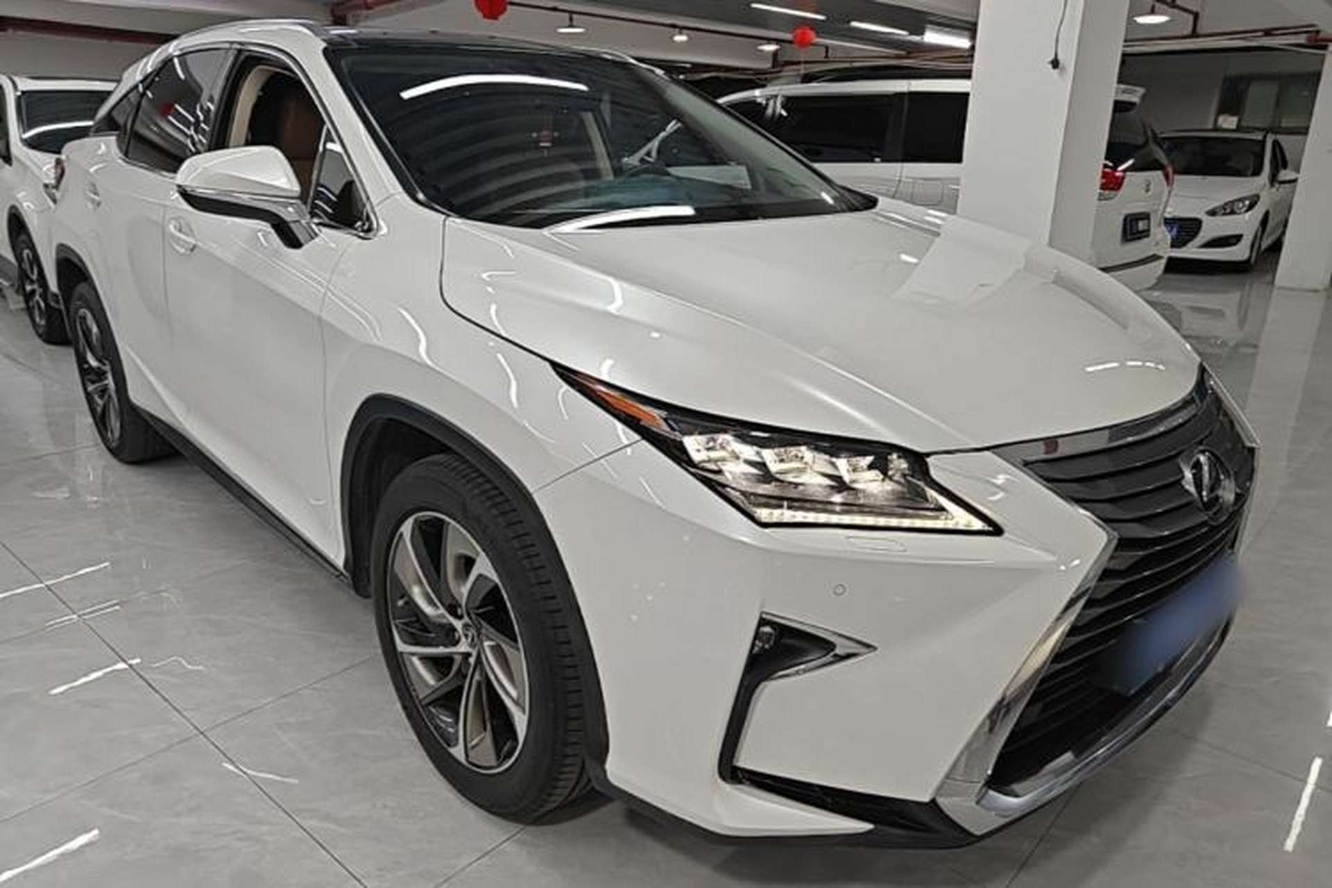 Used Lexus RX 2016 300 4x4 Elegant Edition China VI Front Right 45 Deg