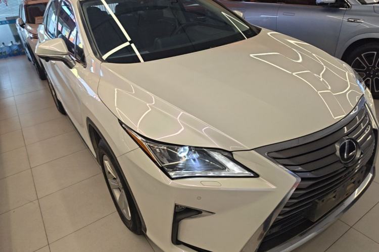 Used Lexus RX 2016 300 Two-Wheel Drive Elite Version China V Standard Front Right 45 Deg