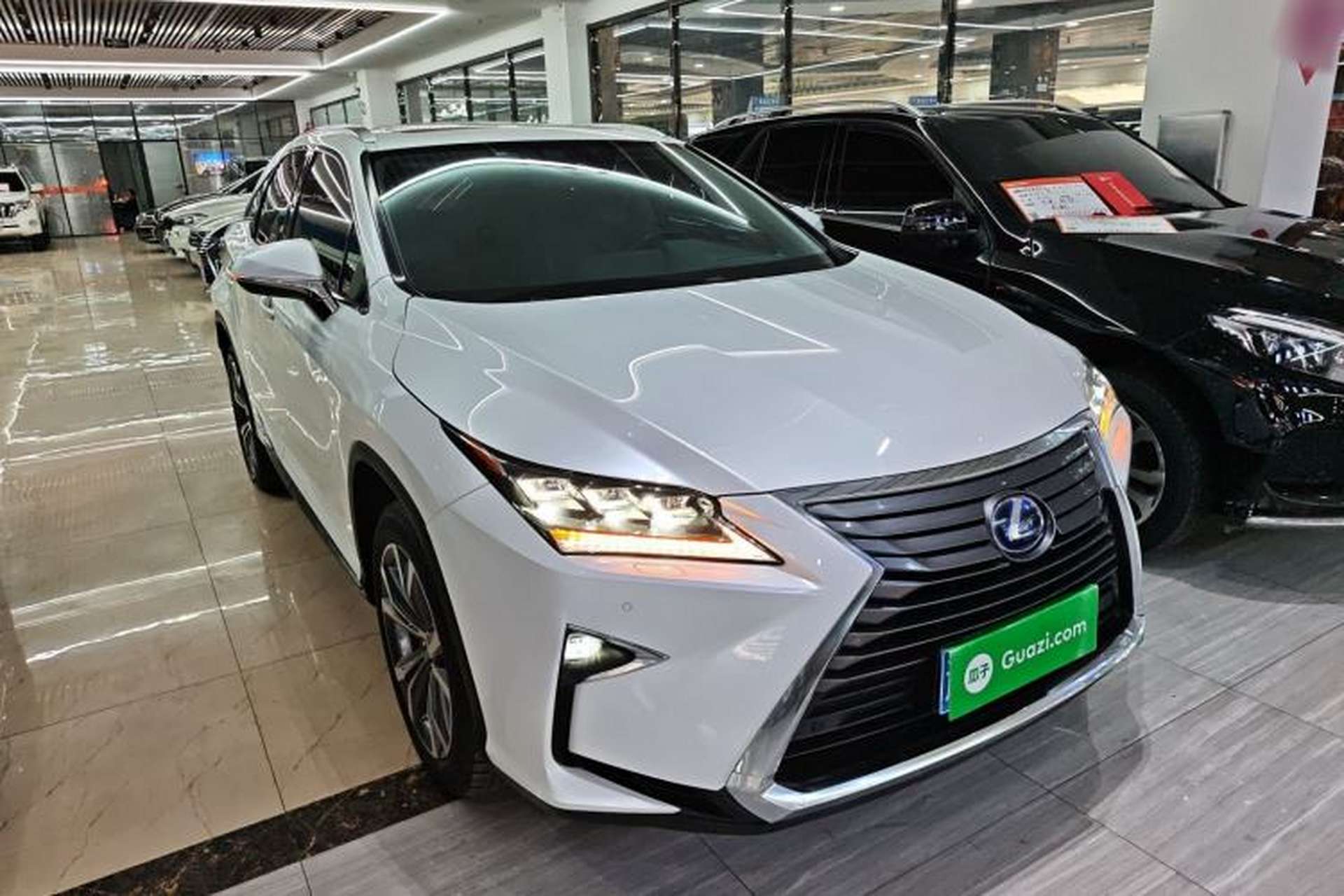 Used Lexus RX 2016 450h Four-Wheel Drive Elegant Edition Front Right 45 Deg