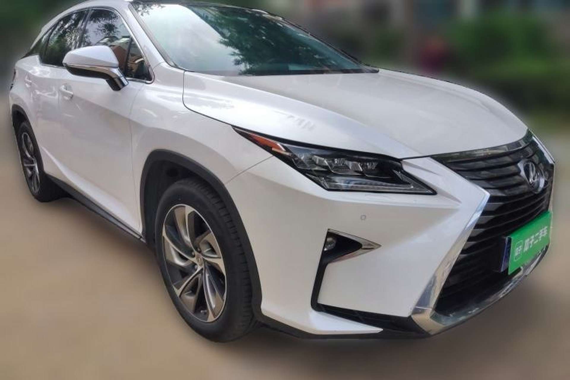 Used Lexus RX 2016 300 4x4 Elegant Edition China V-standard Front Right 45 Deg
