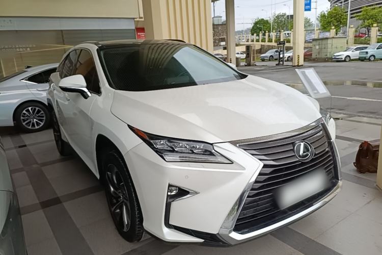 Used Lexus RX 2016 300 4x4 Elegant Edition China V-standard Front Right 45 Deg