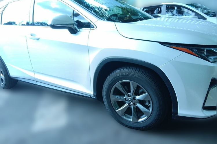 Used Lexus RX 2016 300 Two-Wheel Drive Elite Version China V Standard Front Right 45 Deg