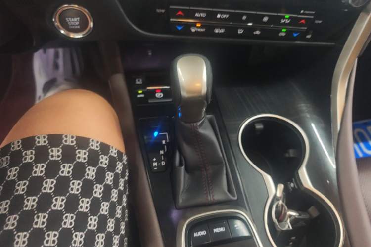 Used Lexus RX 2016 300 4x4 Elegant Edition China V-standard Gear Lever